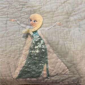 Pottery Barn Kids Sequined Elsa Character Quilt - Light Blue & Cream